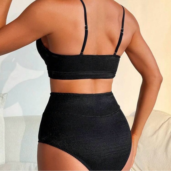 NEW highwaisted black medium Bikini - Picture 2 of 3